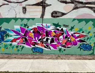 Perso / Walls